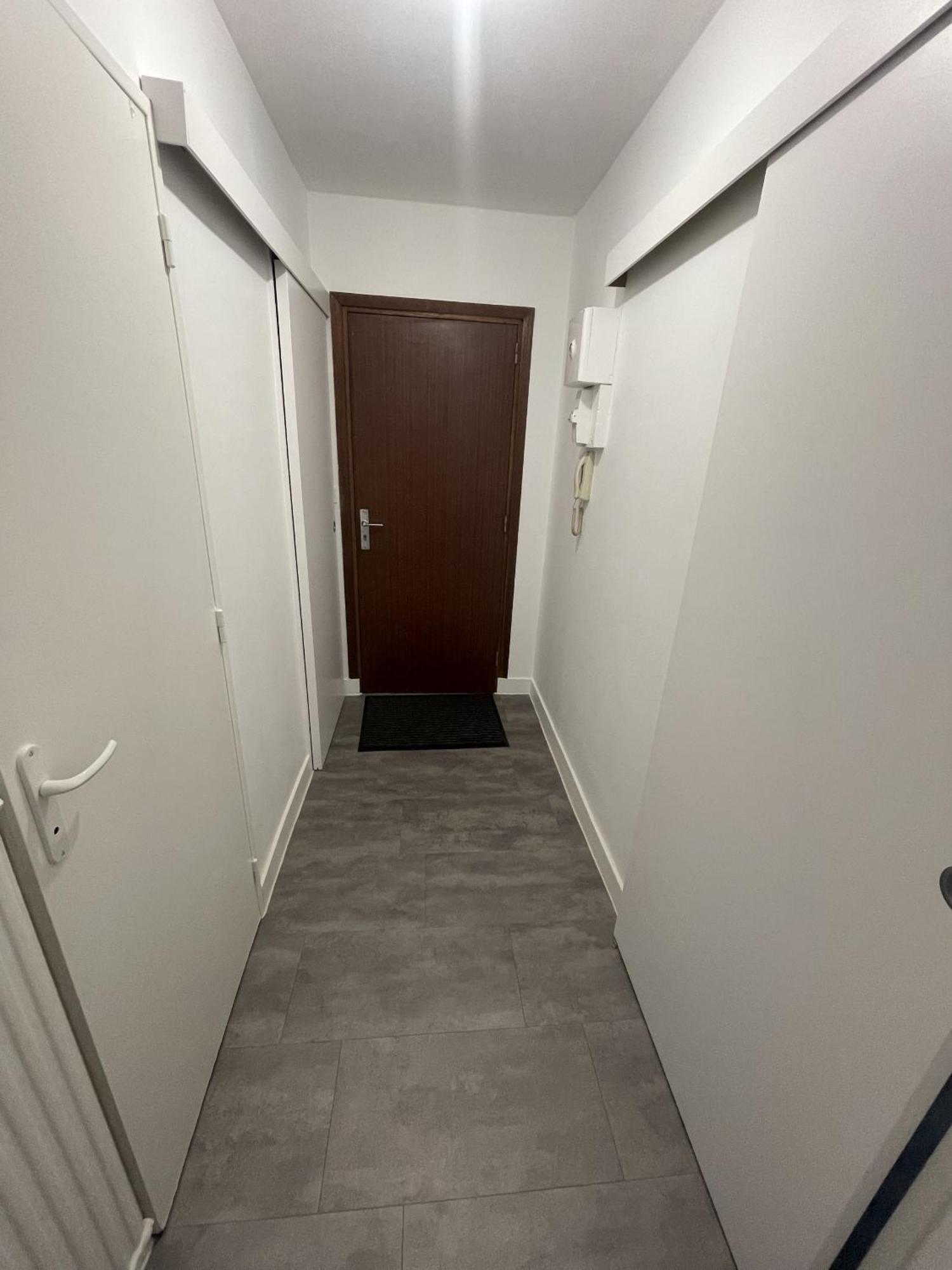 Logement Neuf A Proximite Du Centre Ville Avec Parking Limoges Extérieur photo